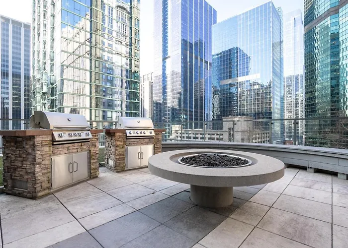 Loop 1br W Gym Pool Lounge 1 Block From L Chi-700 Apartment *
