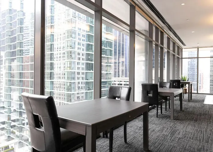 Apartment Loop 1br W Gym Pool Lounge 1 Block From L Chi-700 *